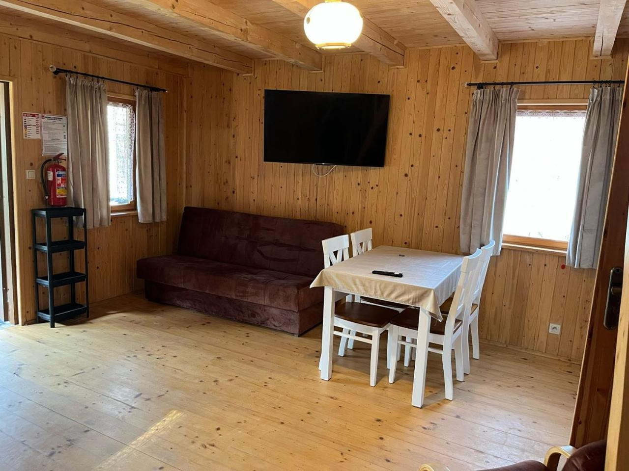 Domki Letniskowe Nad Jeziorem Kazub Cieciorka Buitenkant foto